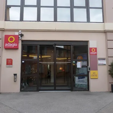 Adagio Centre Aparthotel 4*